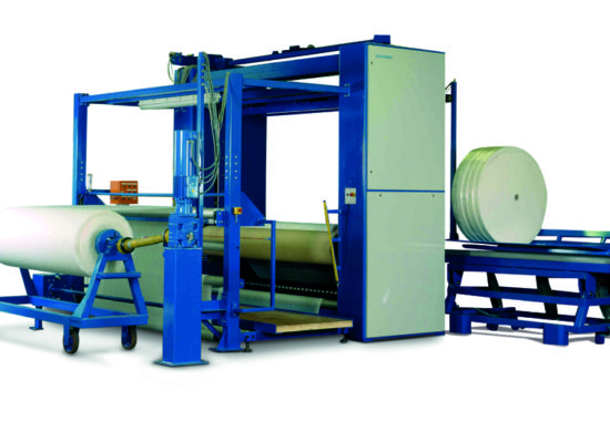 Off-line slitter / rewinder off-line slitting / rewarding of sensitive web-based material